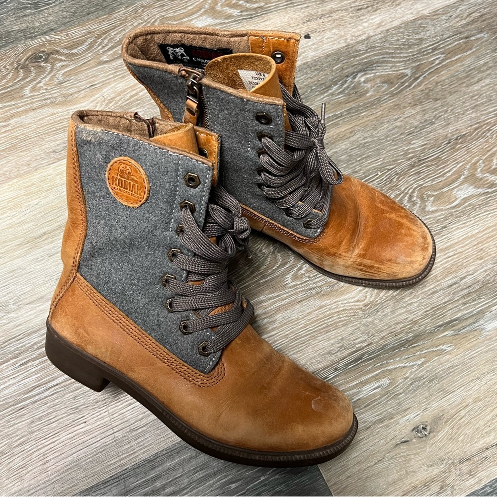 Kodiak Waterproof boots leather & wool boots sz 8